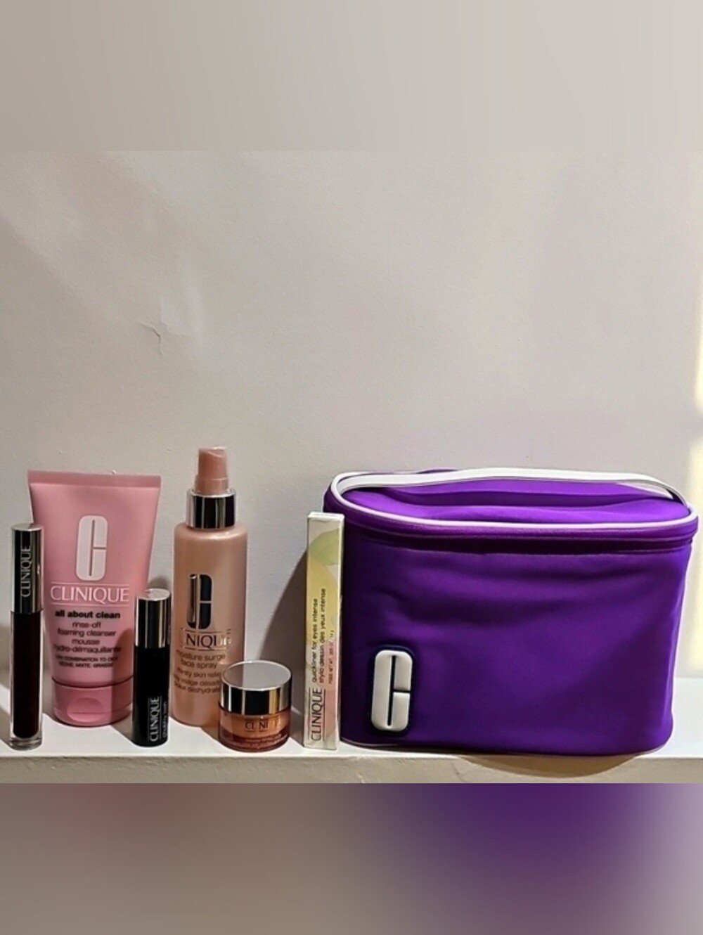 CLINIQUE 7PC SKINCARE BUNDLE